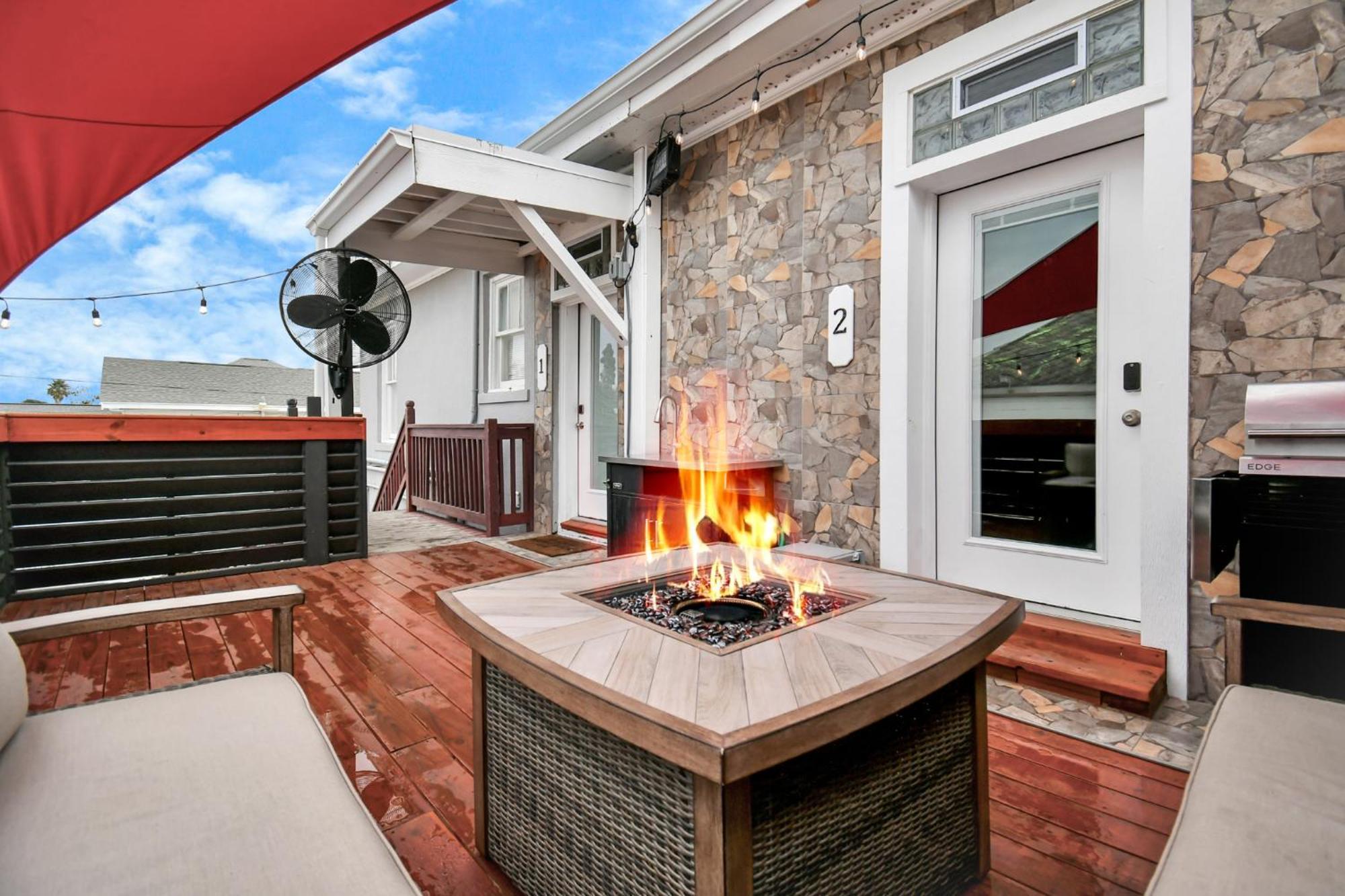 Apartamento Nautical Loft With Outdoor Kitchen & Beach Access Galveston Exterior foto