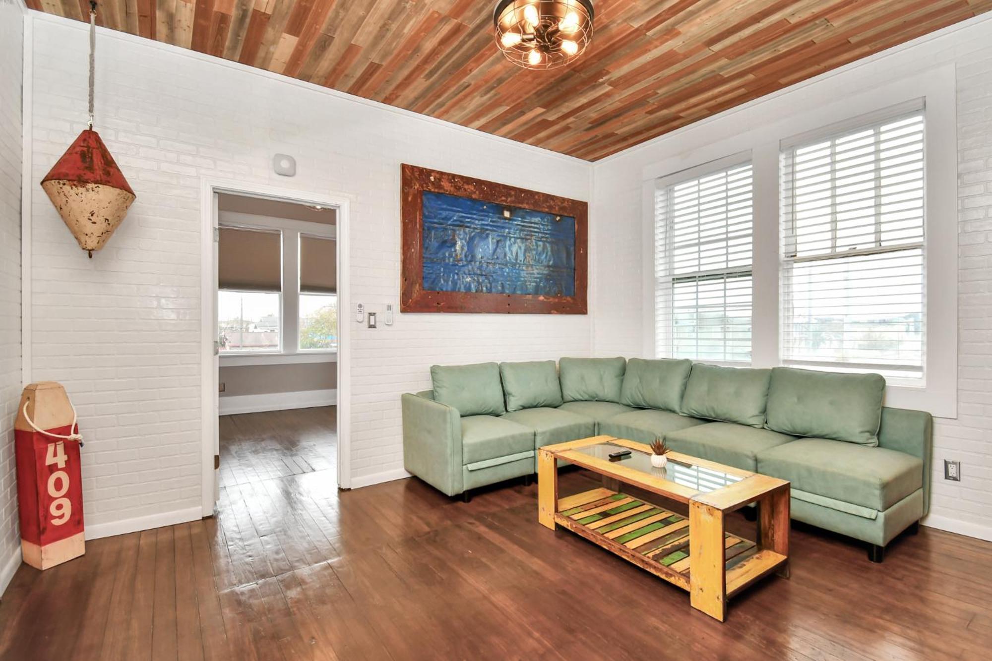 Apartamento Nautical Loft With Outdoor Kitchen & Beach Access Galveston Exterior foto